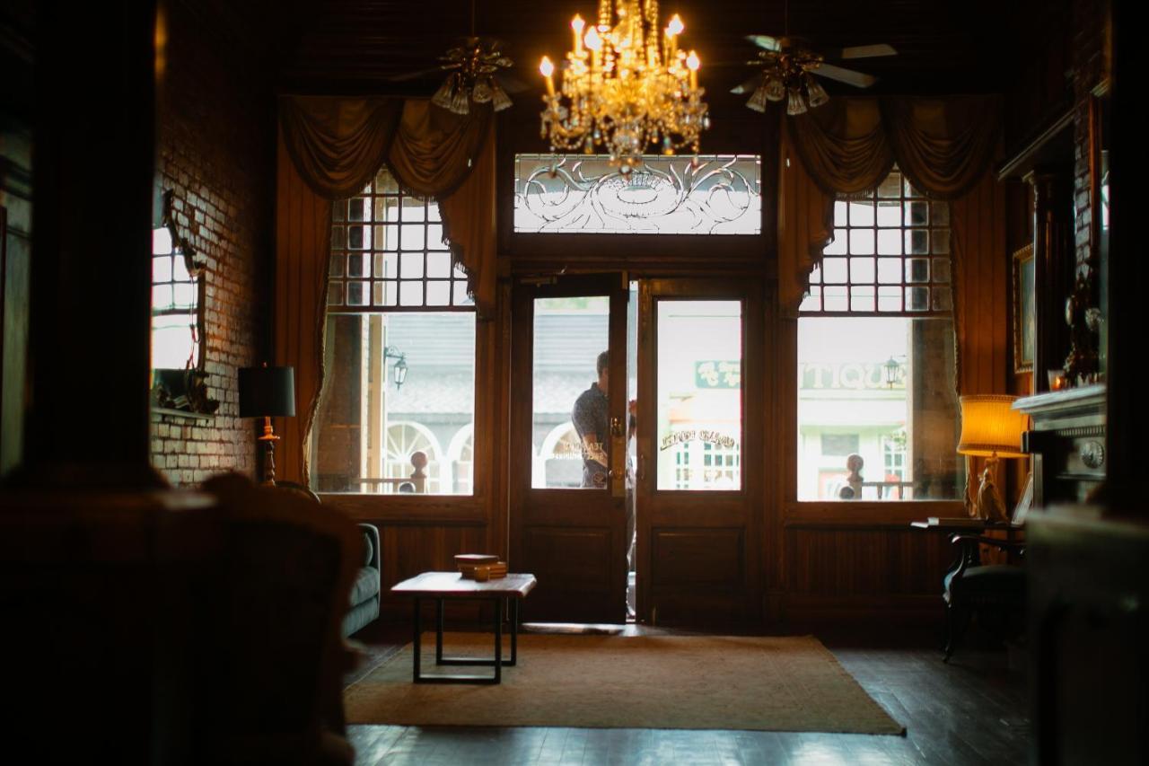The Grand Hotel Hogansville エクステリア 写真
