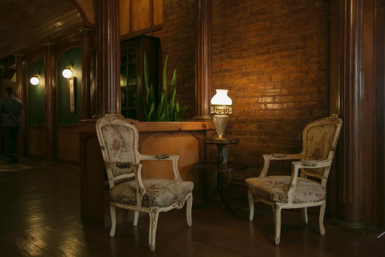 The Grand Hotel Hogansville エクステリア 写真