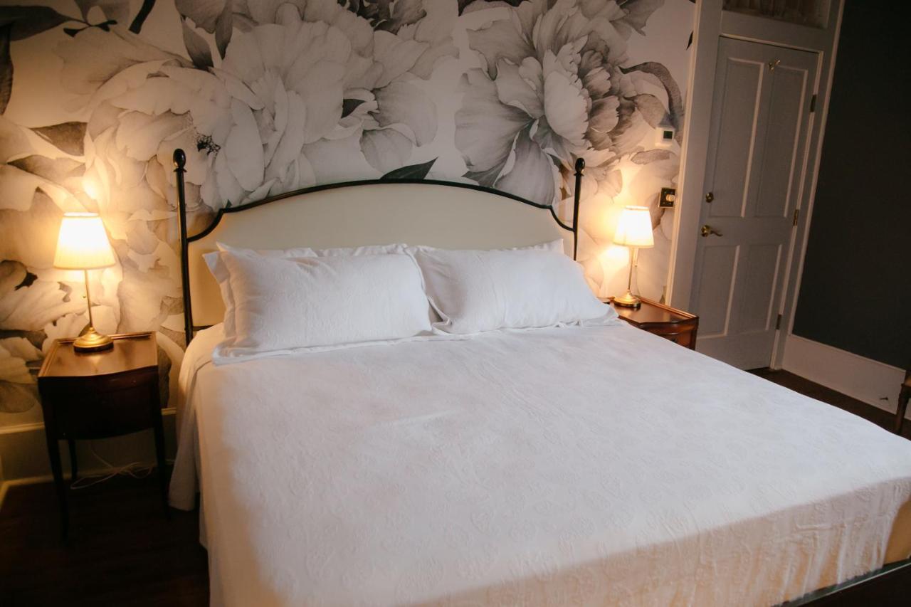 The Grand Hotel Hogansville エクステリア 写真