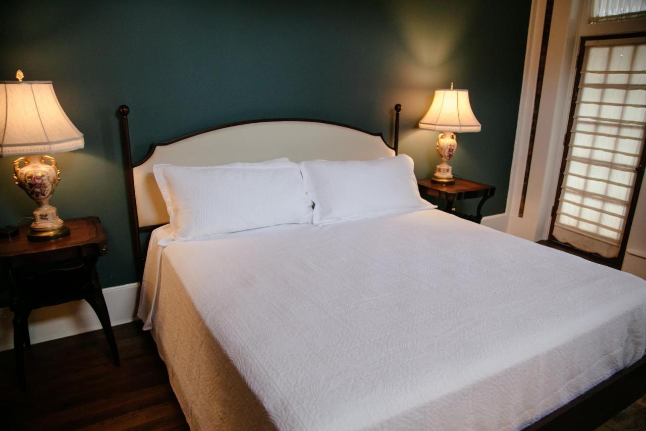 The Grand Hotel Hogansville エクステリア 写真