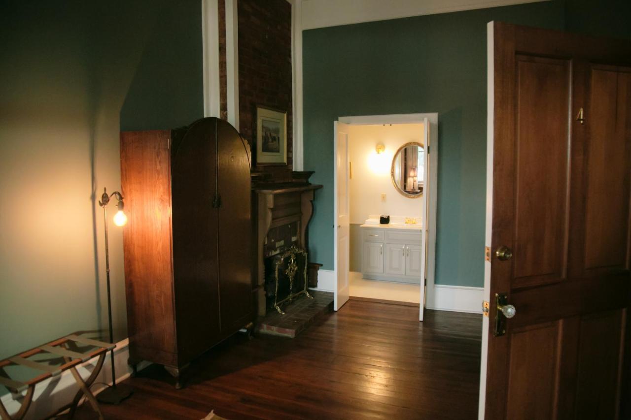 The Grand Hotel Hogansville エクステリア 写真
