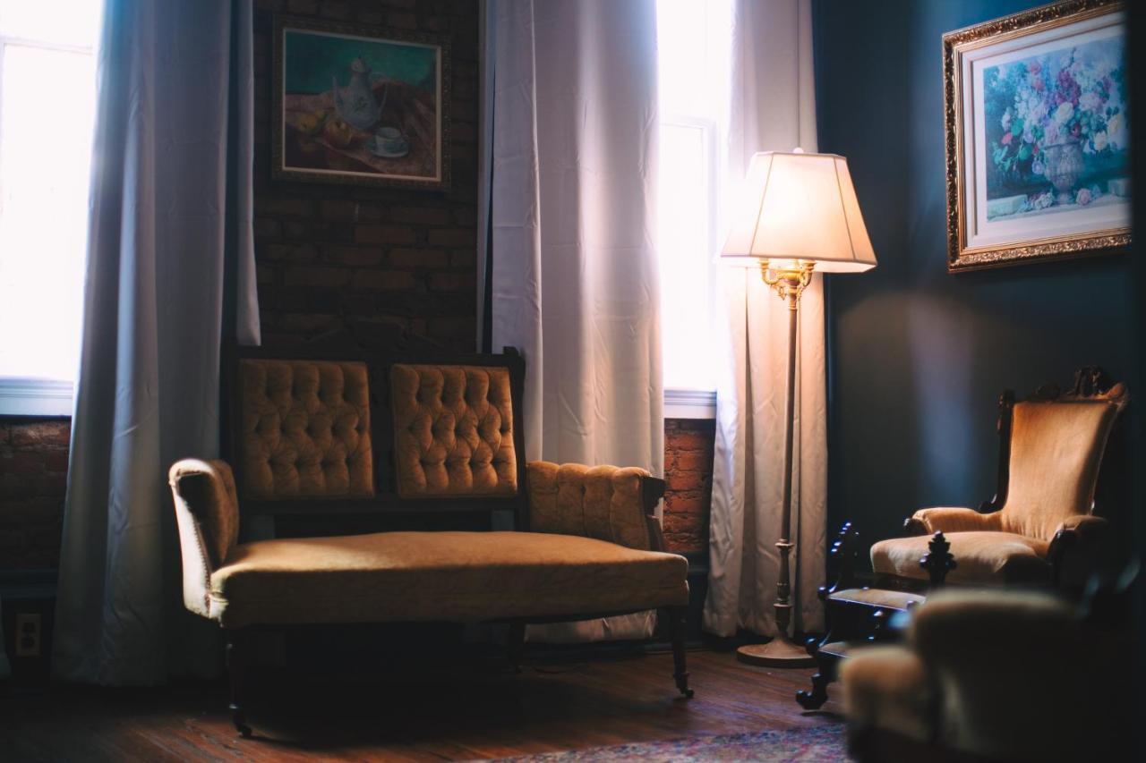 The Grand Hotel Hogansville エクステリア 写真