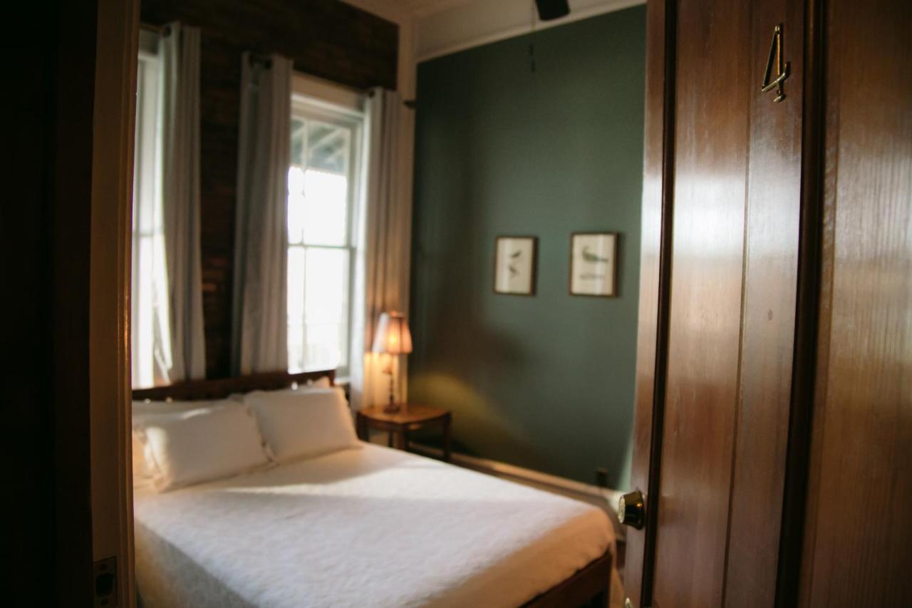 The Grand Hotel Hogansville エクステリア 写真