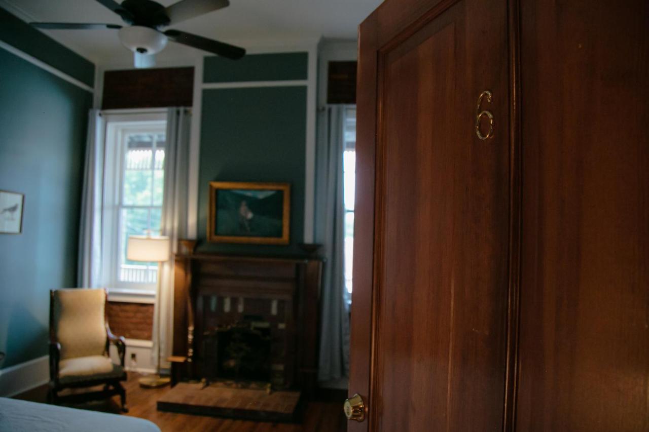 The Grand Hotel Hogansville エクステリア 写真